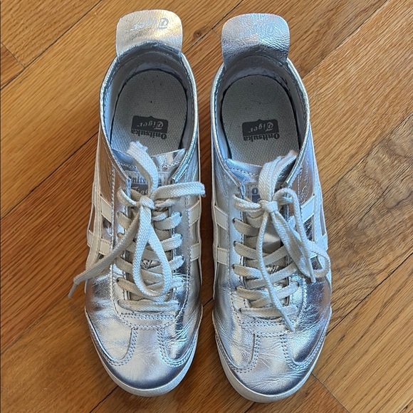 Onitsuka Tiger Mexico 66 Metallic Silver Sneakers - Picture 2 of 8